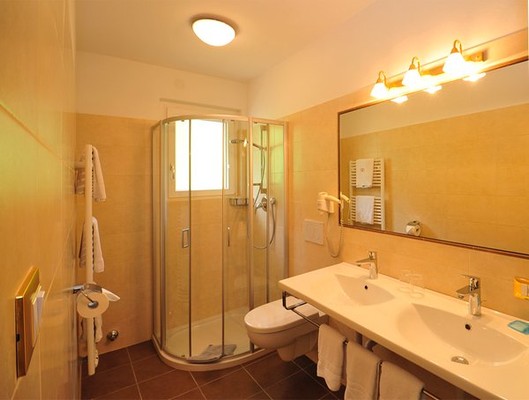 Foto del bagno Hotel Mitlechnerhof