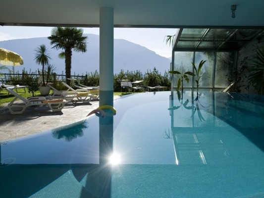 Foto della piscina all'aperto
