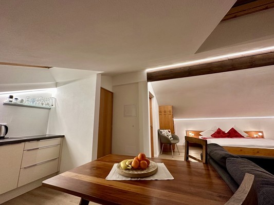 Der Wohnraum Pension + Ferienwohnungen Chalet Andy