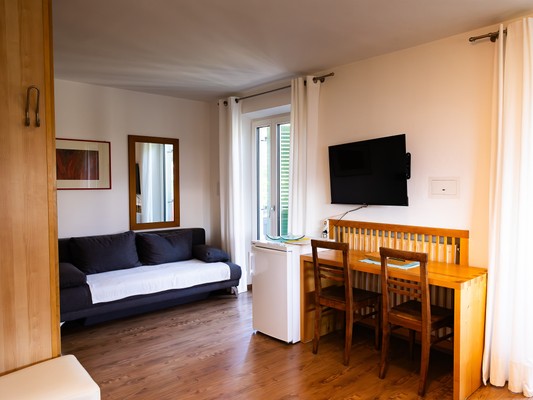 Der Wohnraum Pension + Ferienwohnungen Chalet Andy