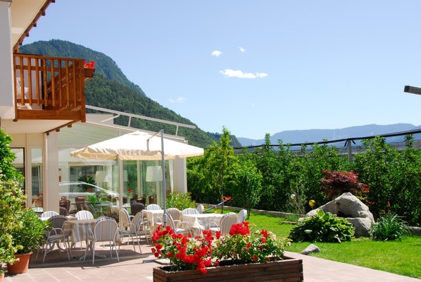 The restaurant Scena / Schenna Feldhof