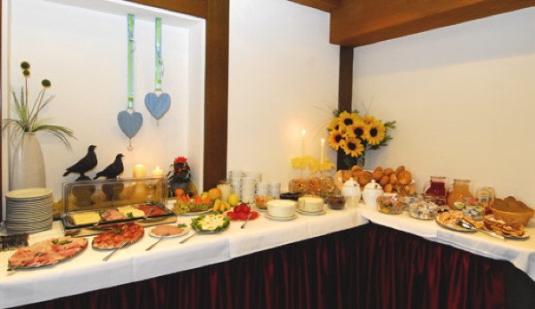 The breakfast Garni (B&B) + Apartments Grafenau