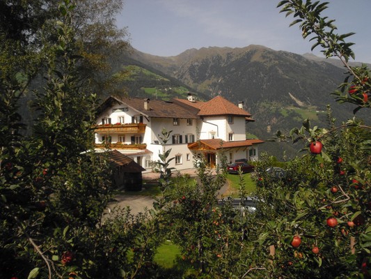 Foto esterno Pensione + Appartamenti Innereisererhof