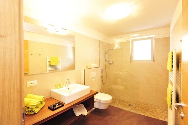 Photo of the bathroom Garni (B&B) + Apartments Zunnelerhof