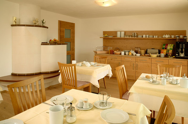 The restaurant Scena / Schenna Krebishof