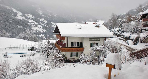 Foto Außenansicht Ferienwohnungen Haus Bernhard