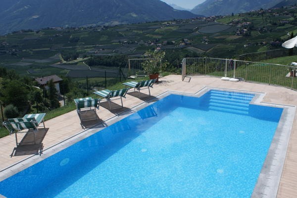La piscina Fiegl - Residence 3 soli