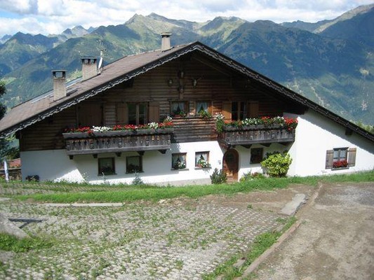 Foto esterno Appartamenti in agriturismo Portnerhof auf Oberkirn