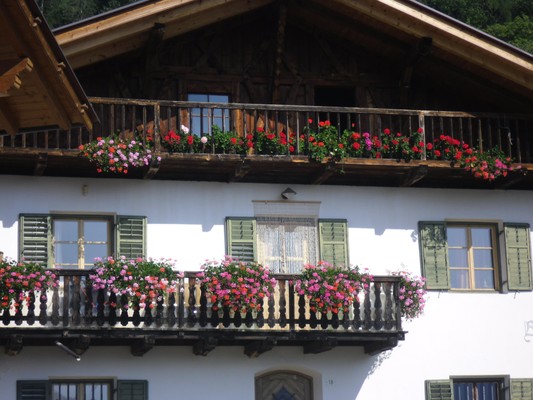Foto Außenansicht Ferienwohnungen auf dem Bauernhof Brunjaunhof