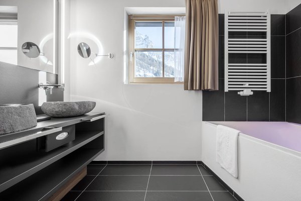 Foto del bagno Hotel Conturines