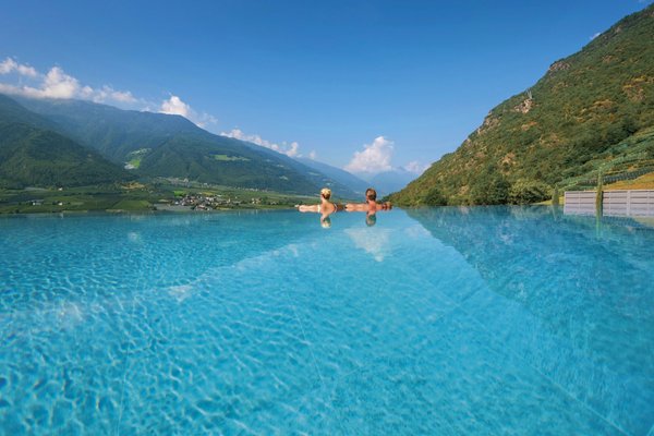 Photo of the outdoor swimming pool