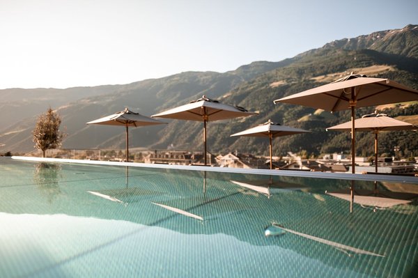 Foto della piscina all'aperto