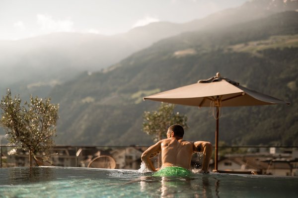 Foto della piscina all'aperto