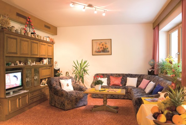 The living room Small hotel + Apartments Baumgarten