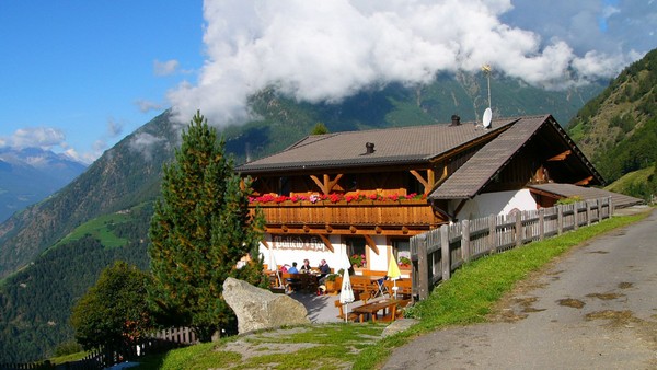 Foto Außenansicht Pension + Ferienwohnungen auf dem Bauernhof Patleidhof