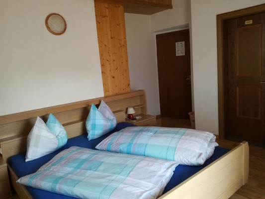 Foto vom Zimmer Pension + Ferienwohnungen auf dem Bauernhof Patleidhof