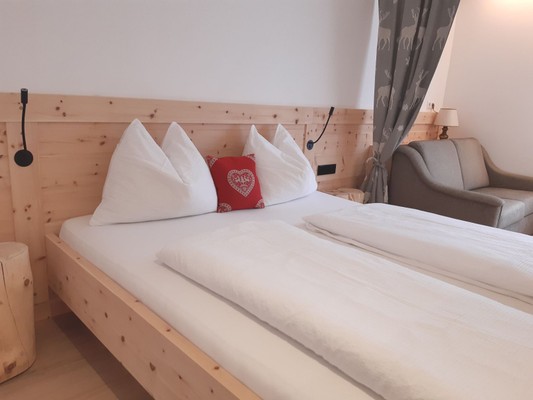 Foto vom Zimmer Ferienwohnungen auf dem Bauernhof Haus Talblick
