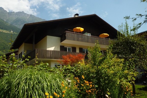 Foto Außenansicht Ferienwohnungen Haus Nikodemus