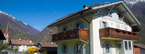 Foto Außenansicht Ferienwohnungen Grüner