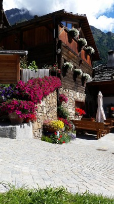 Foto Außenansicht Bauernhof mit Restaurant Pirchhof