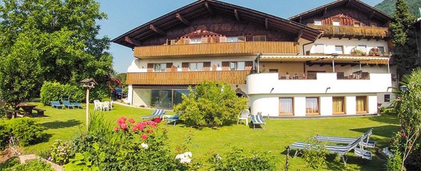Foto Außenansicht Pension An der Linde