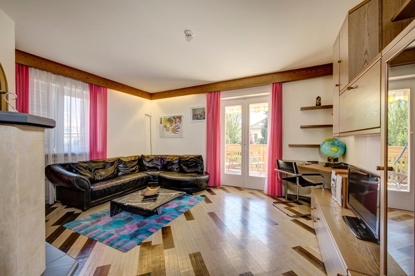 The living area Hotel + Residence Ruster Resort