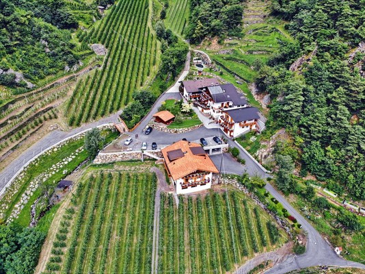 La posizione Pensione + Residence Blumenthalerhof Lagundo