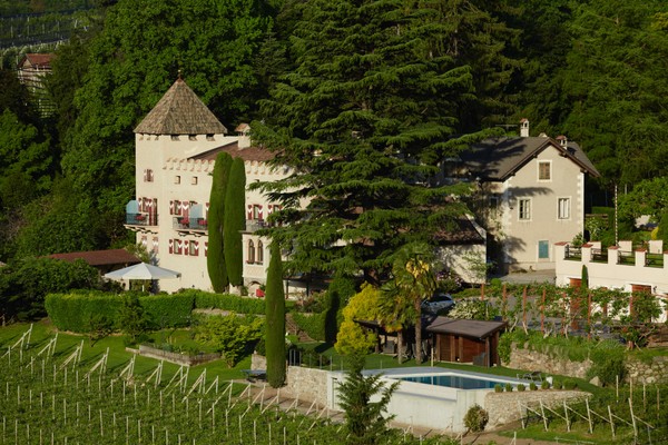 Foto esterno Hotel Schloss Plars wine & suites