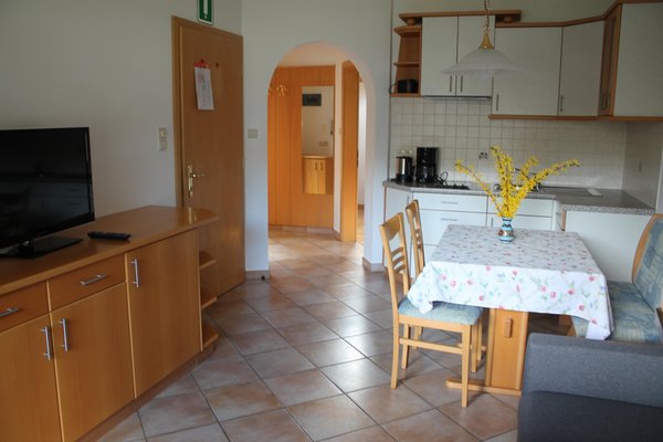 La zona giorno Appartamenti in agriturismo Blummerhof