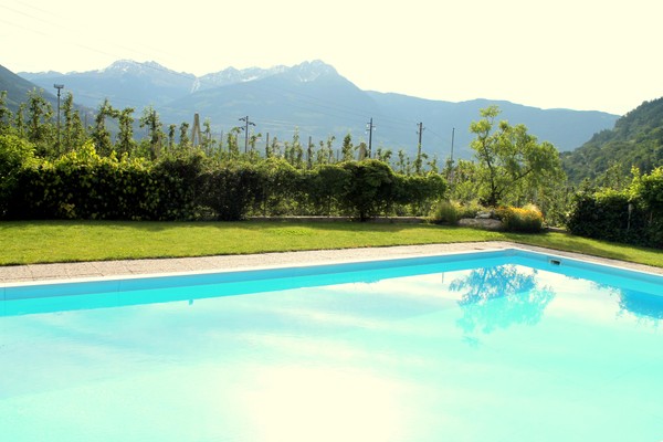 Photo of the outdoor swimming pool