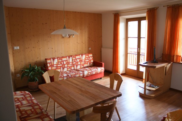 The living area Farmhouse B&B + Apartments Traterhof