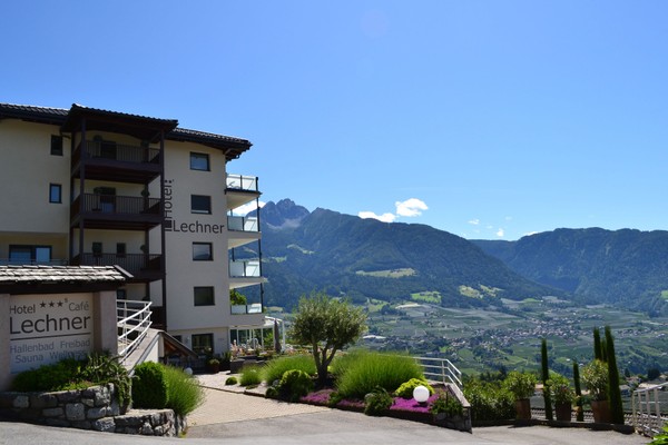 Foto Außenansicht Hotel Lechner