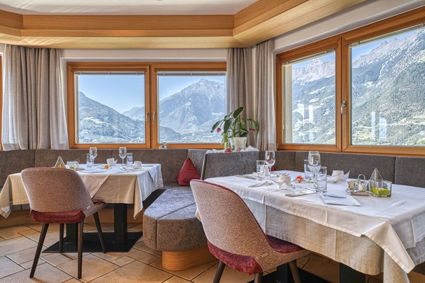 The restaurant Tirolo / Dorf Tirol Bellevue