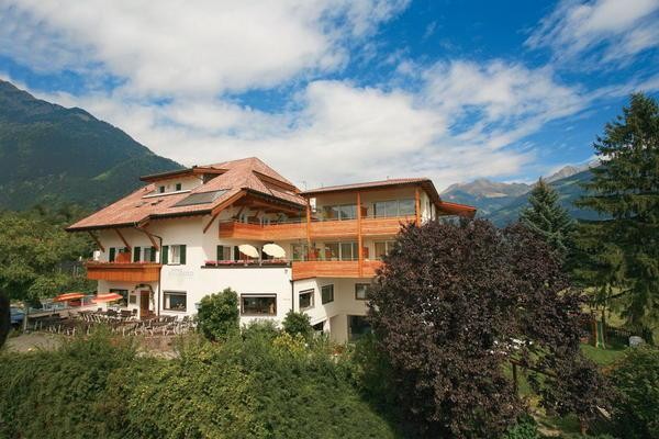 Foto Außenansicht Aparthotel Haselried