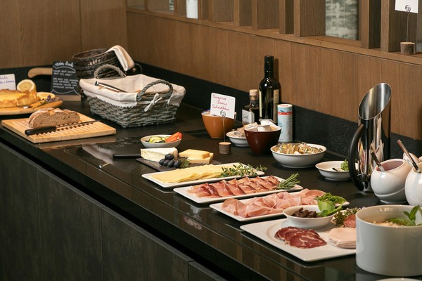 The breakfast Hotel + Residence Beatenhof