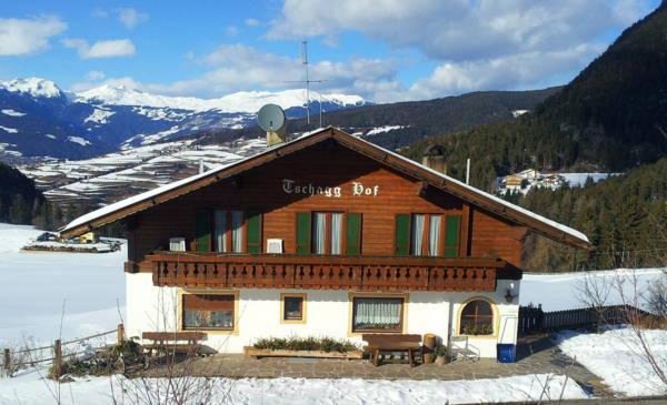 Foto invernale di presentazione Appartamenti in agriturismo Tschagghof