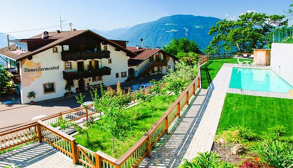 Foto estiva di presentazione Residence Innerfarmerhof