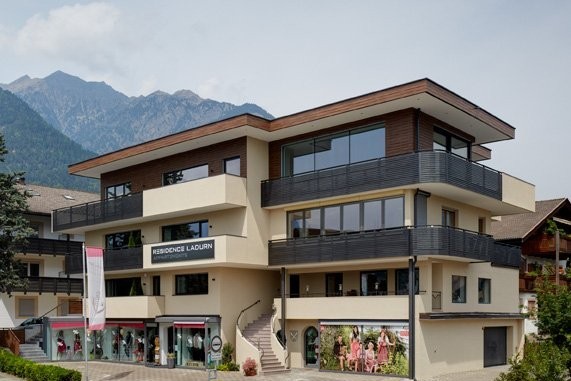 Foto Außenansicht Residence Ladurn