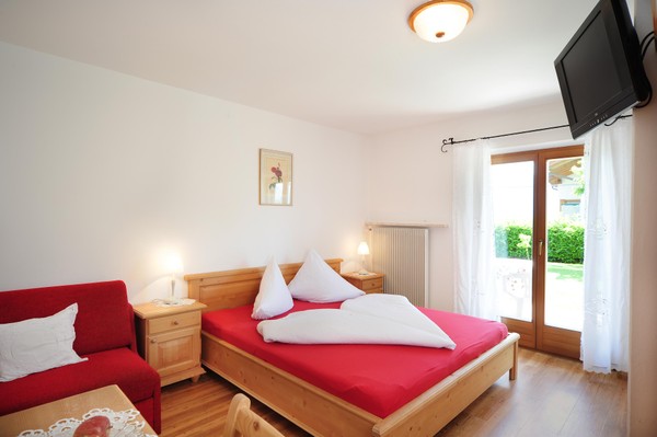 Foto vom Zimmer Zimmer + Ferienwohnungen Haus Rosengarten