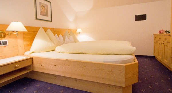 Foto vom Zimmer Ferienwohnungen Haus Niederweg