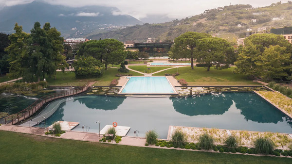 Photo of the outdoor swimming pool