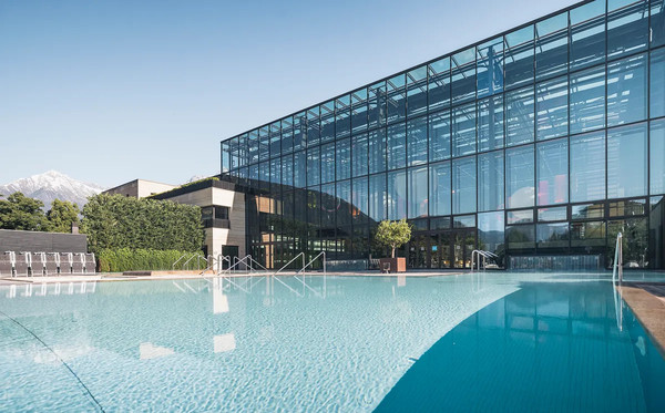 Photo of the outdoor swimming pool