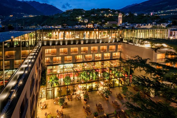 Foto esterno in estate Terme Merano