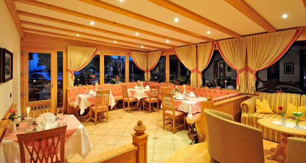 The restaurant Merano / Meran Jasmin