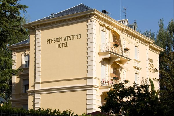 Foto esterno in estate Westend