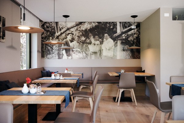 Das Restaurant Meran Pension Appartment Hecherhof