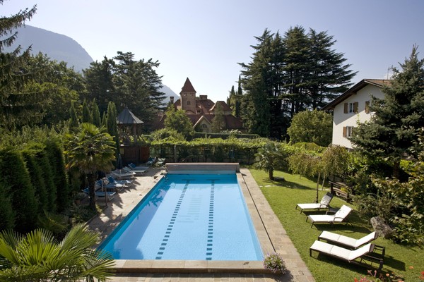 Foto della piscina all'aperto
