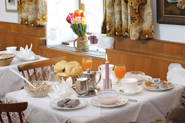 Das Frühstück Garni Villa Tyrol
