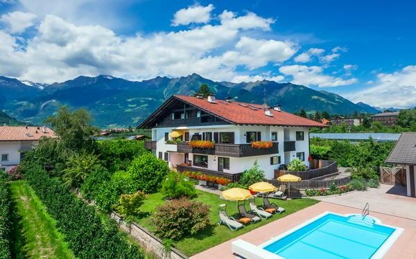 Foto Außenansicht Residence Pollingerhof