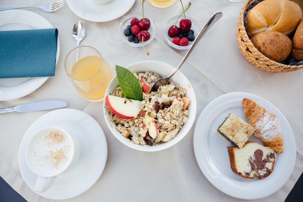 La colazione Garni-Hotel + Appartamenti Sirmian